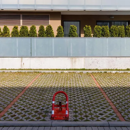 Kasprowicza 20 Swimming Pool By Jantar * コウォブジェク