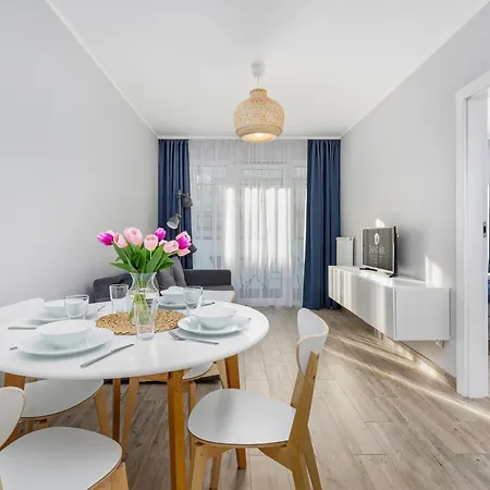 Kasprowicza 20 Swimming Pool By Jantar * Kolberg