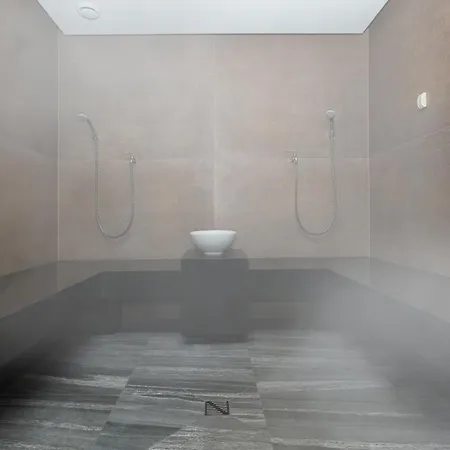 Kasprowicza 20 Swimming Pool By Jantar 科沃布热格
