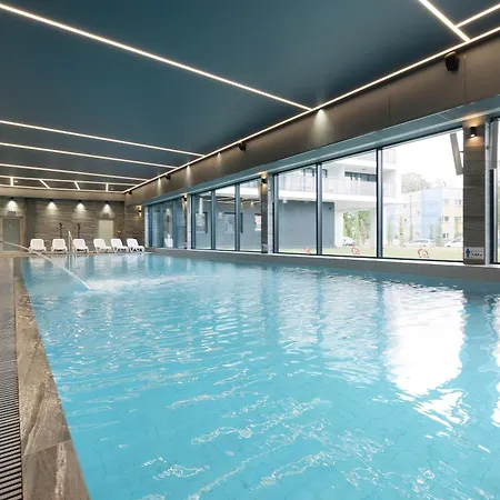 Kasprowicza 20 Swimming Pool By Jantar * Kolobrzeg