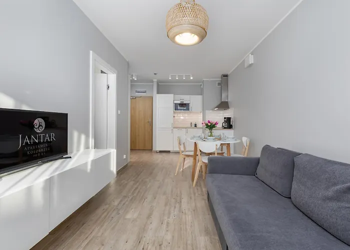 Kasprowicza 20 Swimming Pool By Jantar * Kołobrzeg